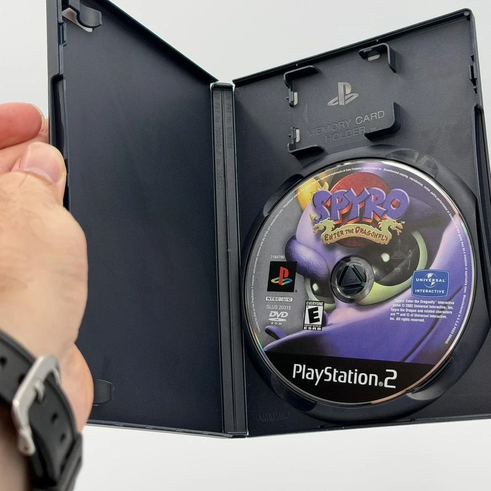 Spyro Enter The Dragonfly Sony PlayStation 2 PS2 Universal ESRB E NTSC-U/C